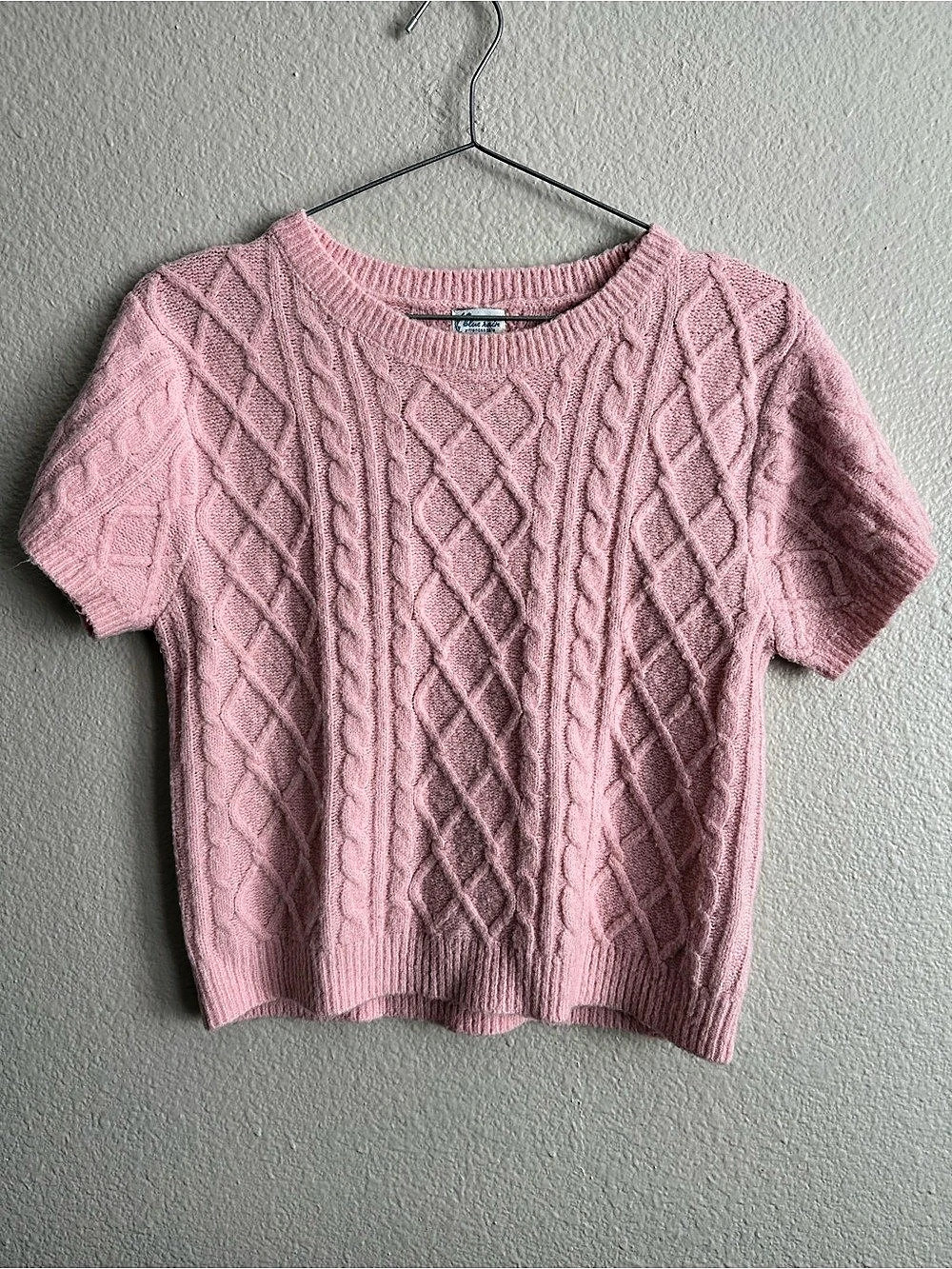 Blue Rain Cable Knit Short Sleeve Sweater Size Medium Like New